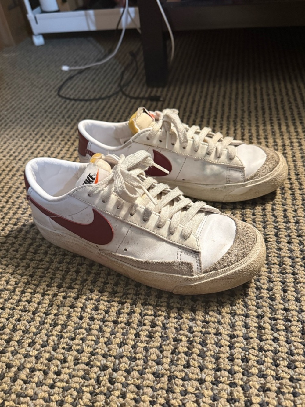Nike Blazers Low-Top Red Swoosh